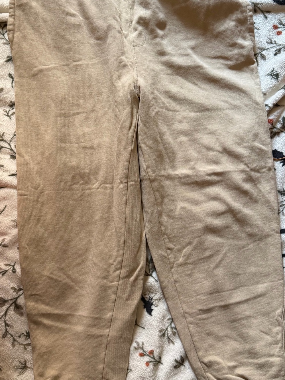 Old Navy Women's Track Pants in Tan